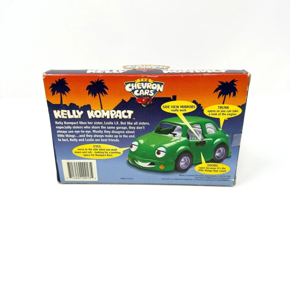 Vintage Chevron Cars Lot Disneyland Autopia Suzy Leo Limo Kelly Kompact Sealed